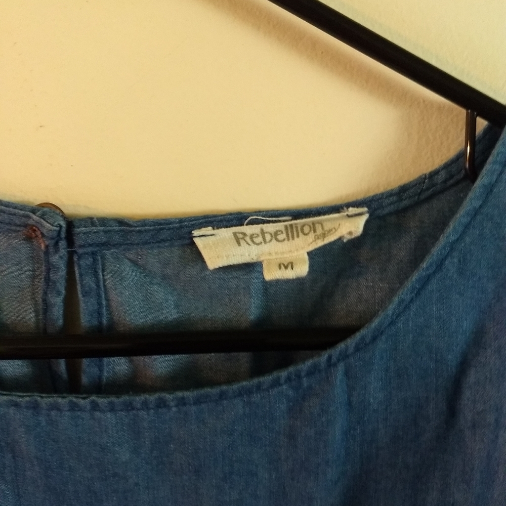 Top - Picture 4 of 4